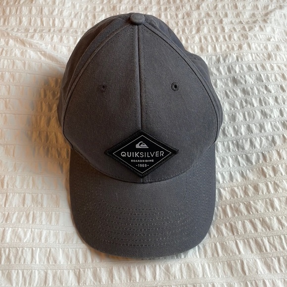 Other - Quicksilver blue baseball cap